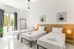 Fysalida's Coastal Gem 5 - Steps Away from the Sea